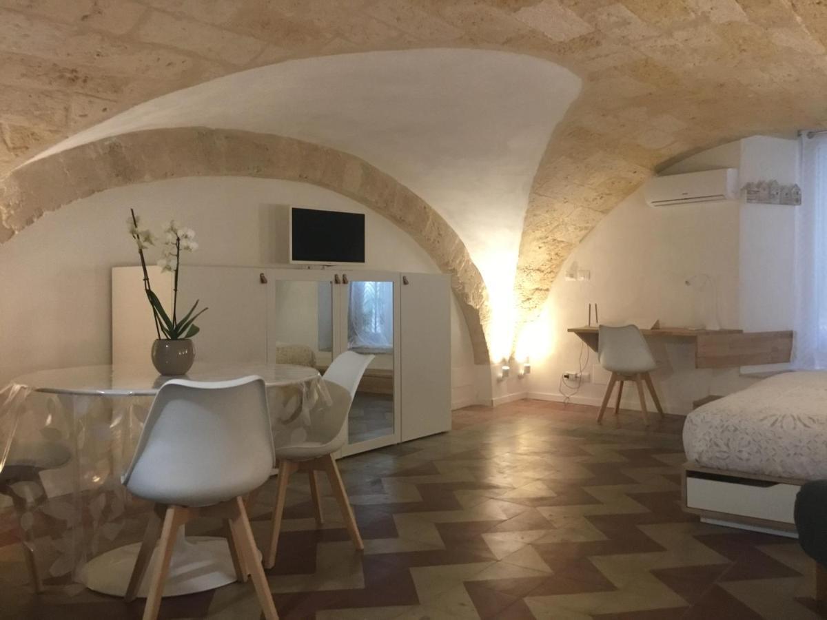 Flos Bari Extérieur photo